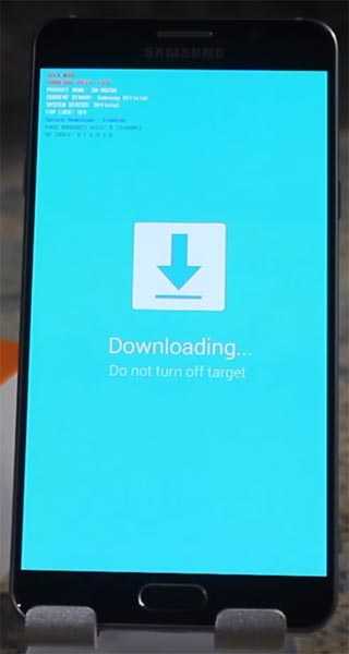 На телефоне голубой экран и написано downloading. do not turn off target в samsung (перевод и что делать). перевод надписи и причины появления