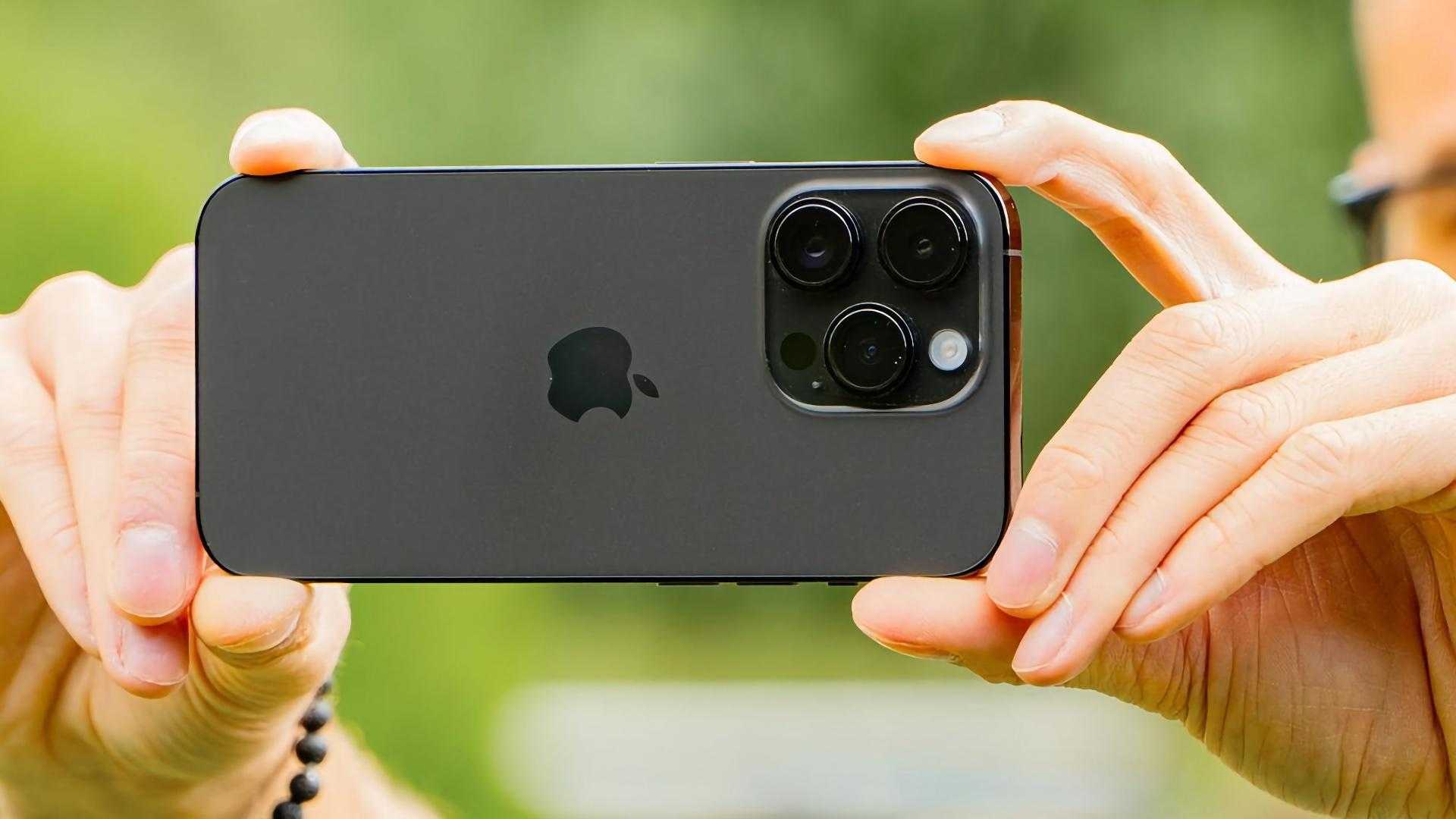 Оригинальных экранов для iphone нет, но что тогда предлагают сервисы