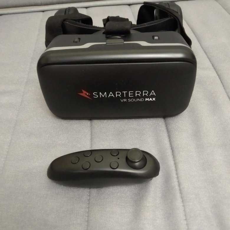 Smarterra VR-S MAX – в первую очередь недорогое решение для новичков виртуальной реальности, для тех, кто с ней только хочет познакомиться Сейчас их можно найти в магазинах по цене, едва превышающей 2000 рублей