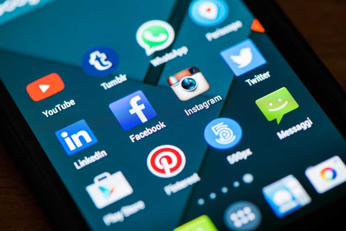 Как установить рацию на телефон. как zello рация для андроид помогает водителям